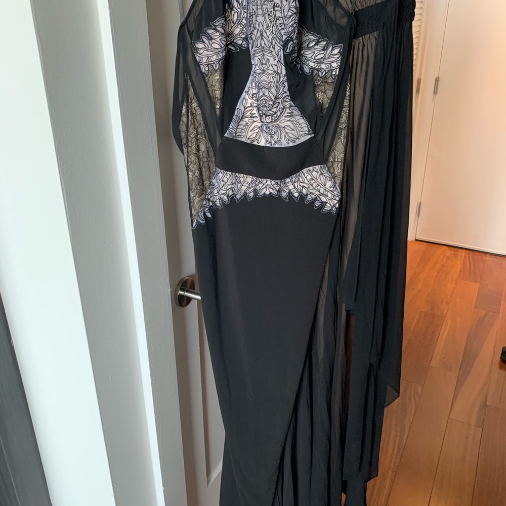 BCBGMaxAzria Runway | Black floor length gown